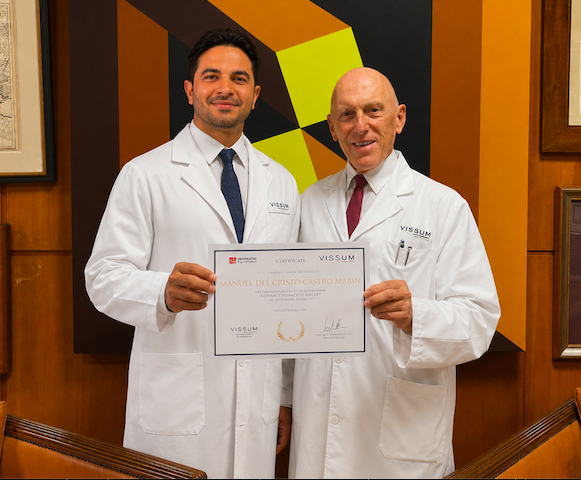 Dr. Manuel Del Cristo con el Prof. Jorge L. Alió en VISSUM, Alicante